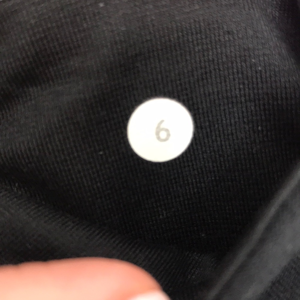 Lululemon Women’s Reversible bootcut pants - Picture 5 of 5